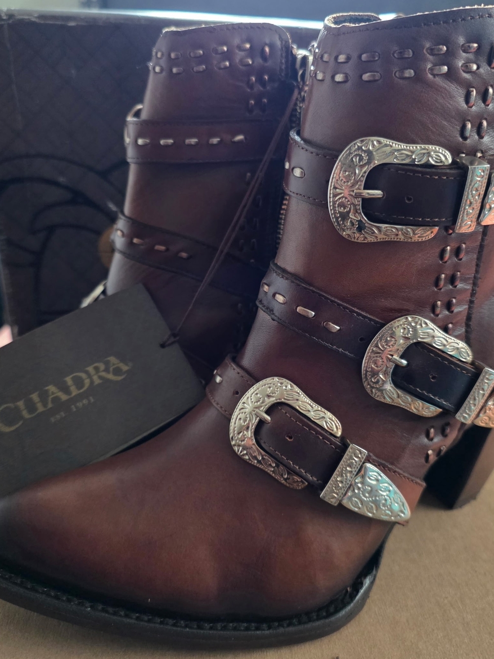 Never Used Cuadra Women's Dark Brown Leather Buckle Ankle Boots